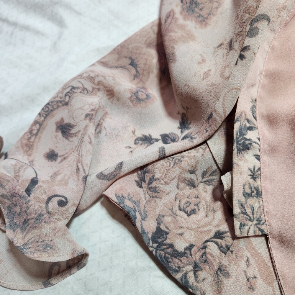 Pendleton Women's Sheer Floral Ruffle Blouse Dusty Rose Gray Long Sleeve Size 8 - Picture 4 of 10